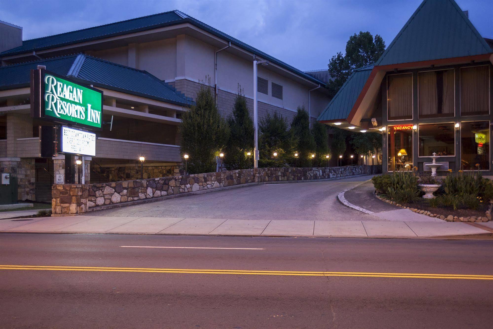 Reagan Resorts Inn (Adults Only) Gatlinburg Dış mekan fotoğraf